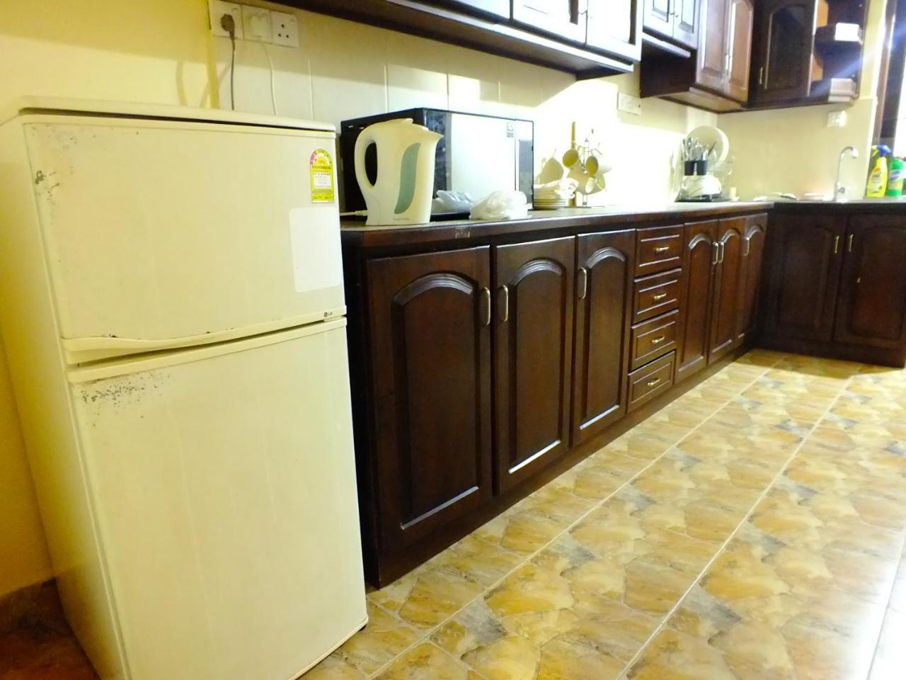 Hillsview Rest & Guest House Матале Екстериор снимка