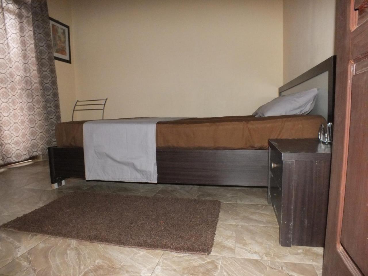 Hillsview Rest & Guest House Матале Екстериор снимка