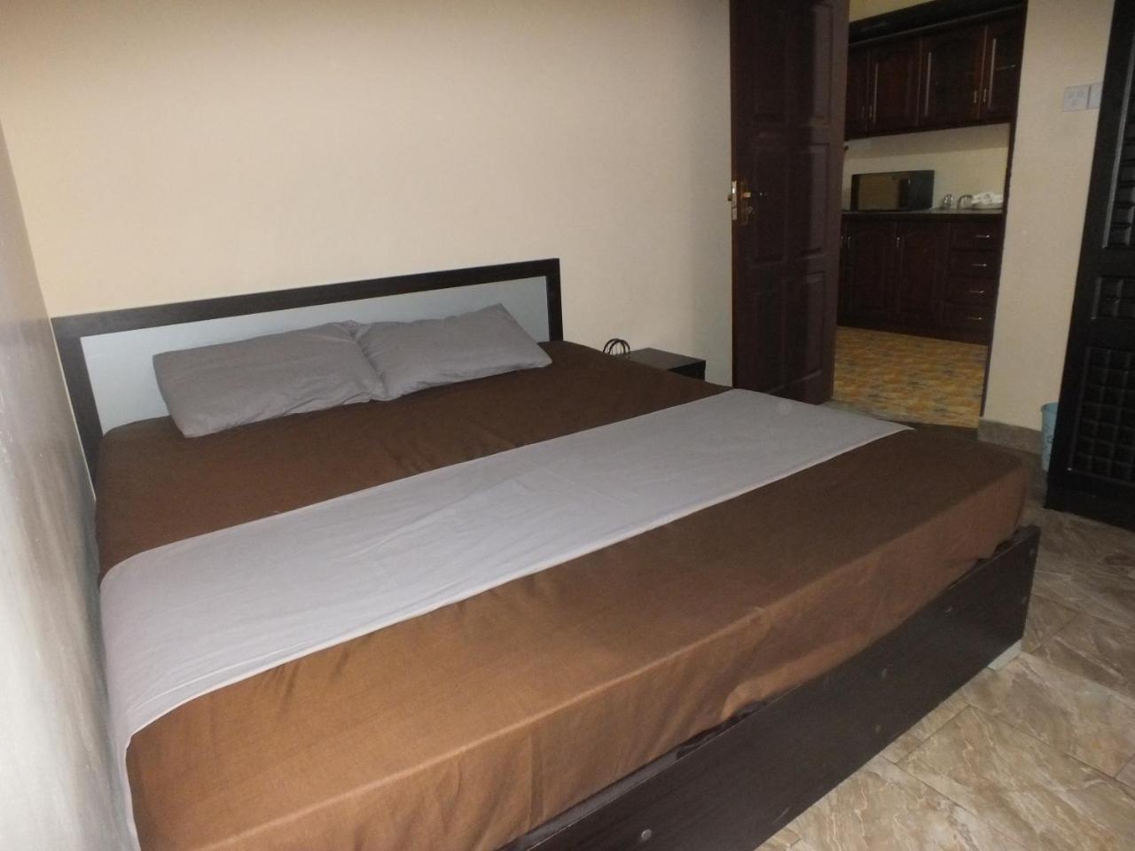 Hillsview Rest & Guest House Матале Екстериор снимка