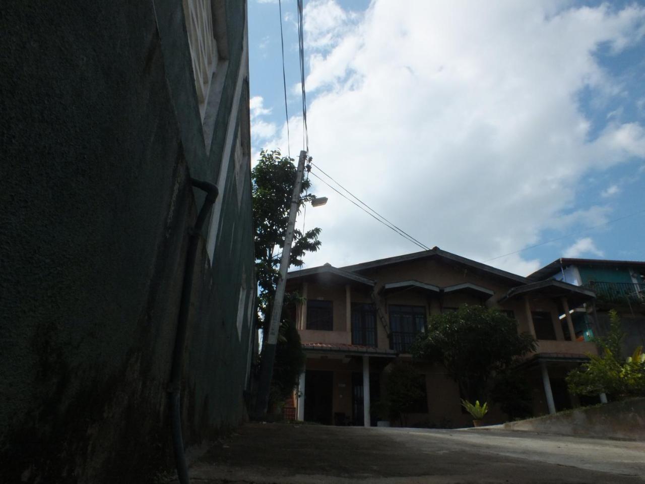 Hillsview Rest & Guest House Матале Екстериор снимка